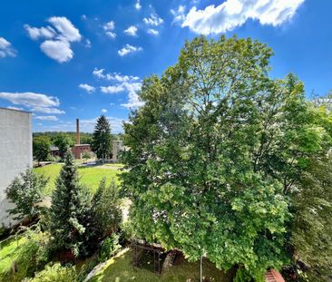 ideal für Studenten ! WG geeignet ! ruhige, große 2- RWE im Dachges... - Photo 2