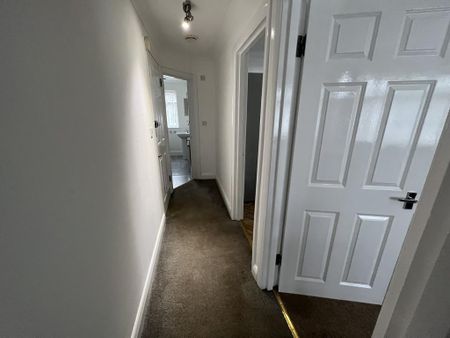 2 bedroom maisonette to rent - Photo 5