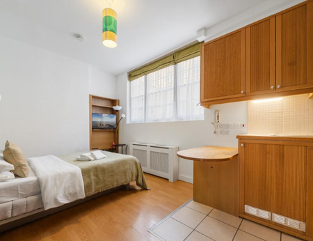 North Gower Street, NW1, London - Photo 2