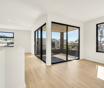 42 Reserve Drive, St Clair SA 5011 - Photo 2