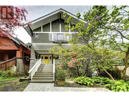 2627 BALACLAVA STREET, Vancouver, British Columbia - Photo 2