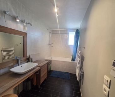 Location Appartement 4 pièces 98m² ST JULIEN EN GENEVOIS 74160 - Photo 6