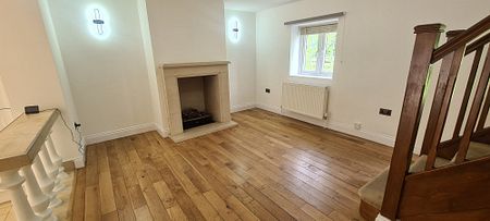 Oxford Street, **Available in June Short Let**, Woodstock, OX20 1TL - Photo 4