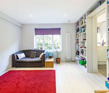Ashdown Way, London, SW17 - Photo 1
