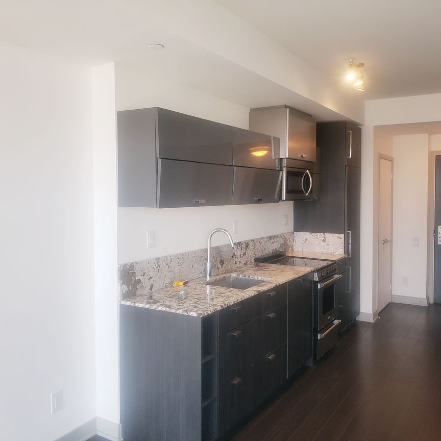 For Lease - 290 ADELAIDE Street Unit# 3808, Toronto, Ontario - Photo 1