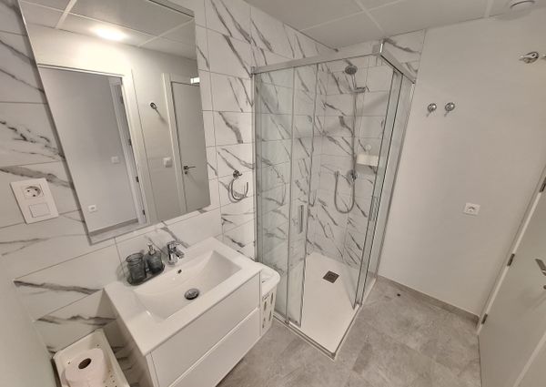 Ref.7522 Modern 2-bedroom apartment with garage in the gated community “Aire by TM”