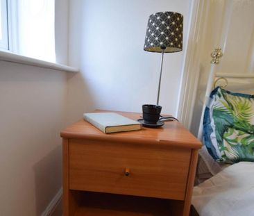 1 bedroom in a house share to rent - Photo 6