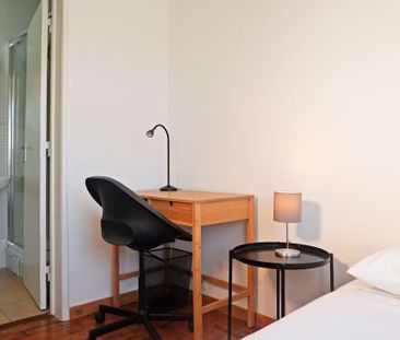 Alameda das Linhas de Torres, Lisbon, Lisbon 1750-140 - Photo 5