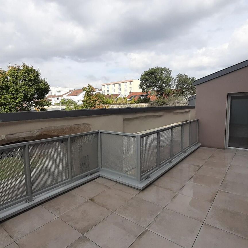 location Appartement T3 DE 66.99m² À DIJON - Photo 1