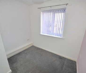 Quay House, Irlam, M44 - Photo 5