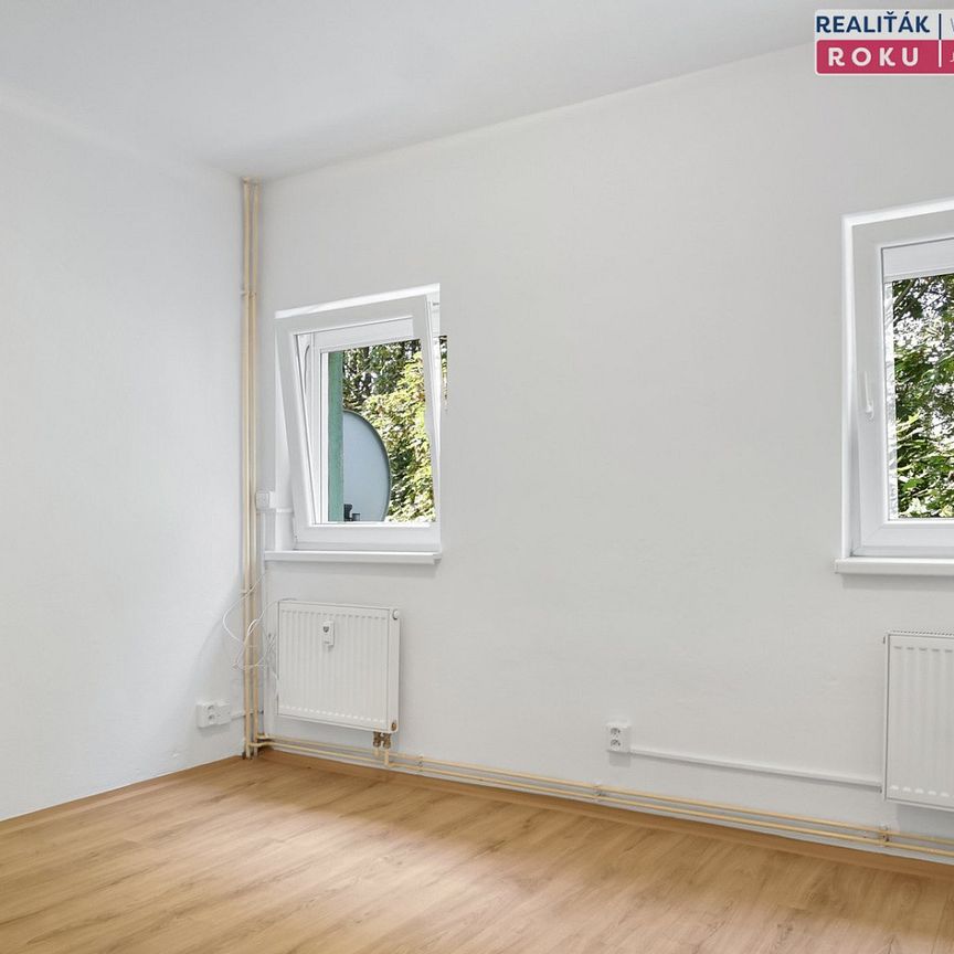 Pronájem bytu 2+kk 34 m² - Fotografie 1