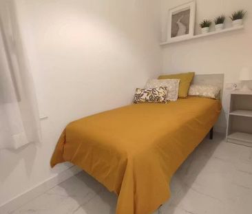 Carrer dAragó, Barcelona, Catalonia 08026 - Photo 5