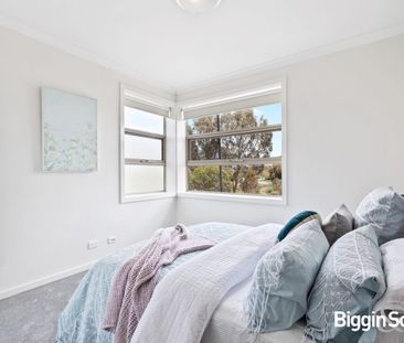 Conveniently Located Two Bedroom Apartment - Photo 4