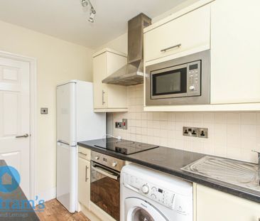 2 bed Apartment for Rent - Photo 3