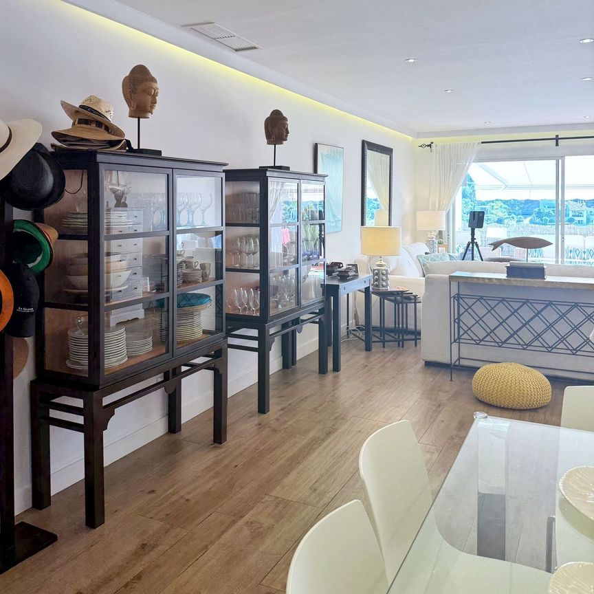 Middle Floor Apartment in La Quinta - Photo 1