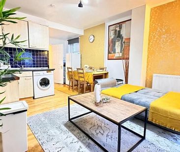 1 bedroom in a house share to rent - Photo 5