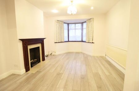 5 bedroom semi-detached house to rent - Photo 3