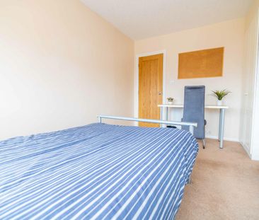 100 Newland Park Drive - Photo 4