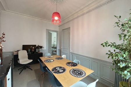 Location Appartement 4 pièces 84m² - Photo 3