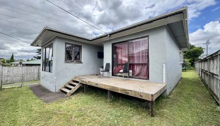 Spacious Family Home ! - Photo 5