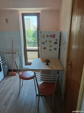 Mircea voda nerva traian etaj 3 - Photo 4