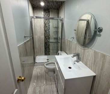 For Lease - 7260 Collett Road, Mississauga, Ontario - Photo 1