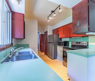 For Lease - 42 Hwy 8 Highway, Hamilton, Ontario - Photo 4