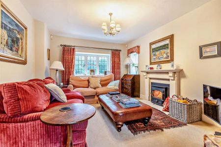 Rosemary`s Cottage, Church Row, Childrey - Photo 2