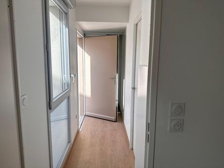 APPARTEMENT T3 63M - Photo 2