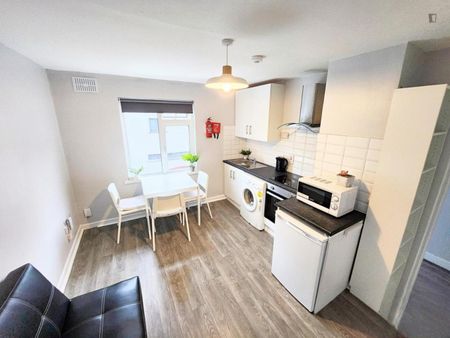 Apartment for rent, Saint James Avenue (Dublin, Ireland) - Photo 4