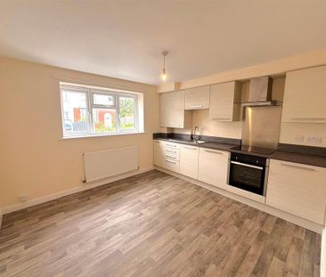 2 bedroom apartment to rent - Photo 6