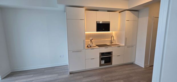 For Lease - 1 Fairview Road Unit# #2007, Mississauga, Ontario - Photo 1