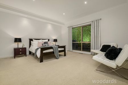 Modern Single-Level Home with Street Frontage in Doncaster East - Photo 3