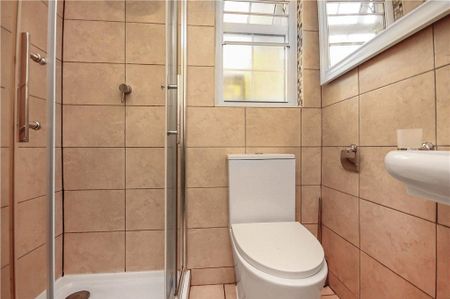 1 bedroom semi-detached house to rent - Photo 3