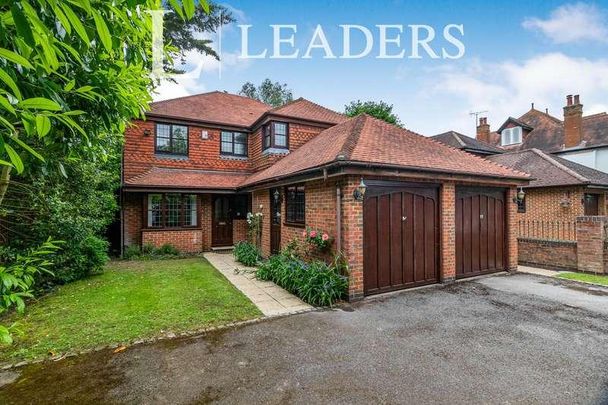 Castle Road, Weybridge, Surrey, KT13 - Photo 1