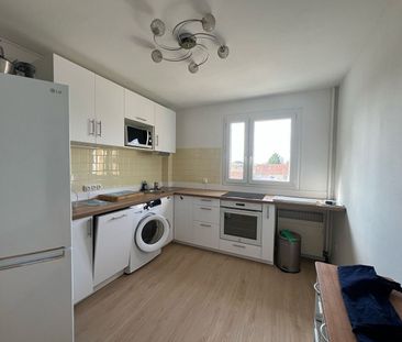 Location Appartement 3 pièces 64m² - Photo 3