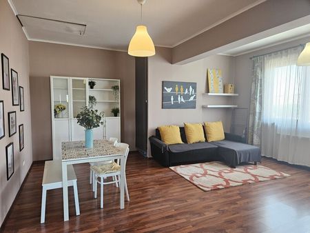 Pod Grant, direct proprietar, spatios (82 mp), complet mobilat si utilat - Photo 2