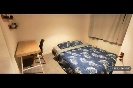 3 bedroom terraced house to rent - Photo 5