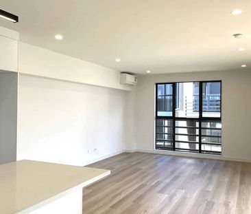 Close to City - Super Convenient! - Photo 3