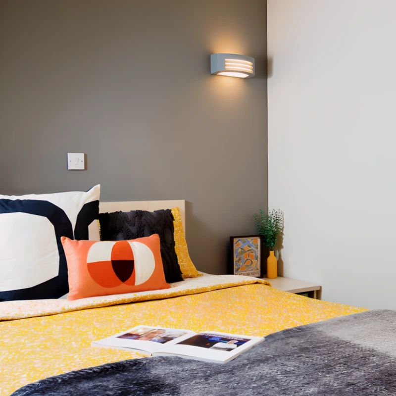 ONE BED FLAT - Photo 1