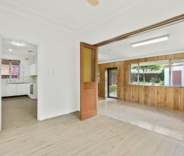 74 Davies Road, Padstow NSW - Photo 4