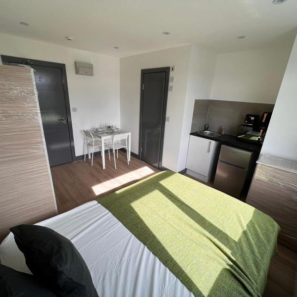 Studio Flat, Mitcham Lane, SW16 - Photo 1