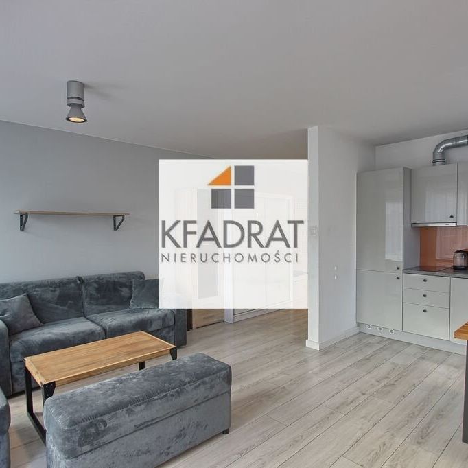 Idealne w apartamentowcu w centrum - Photo 1