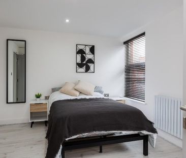 2 bedroom flat to rent - Photo 4