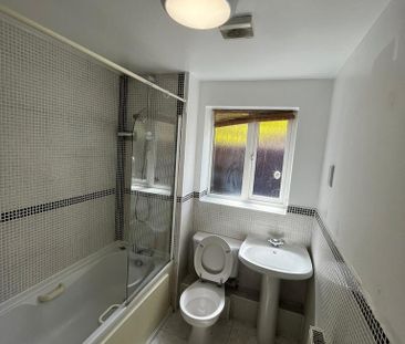 2 bedroom apartment to rent - Photo 6