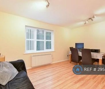 2 bedroom maisonette to rent - Photo 2