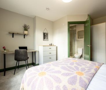 1 bedroom in a house share to rent - Photo 6