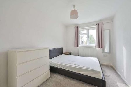 Chobham Gardens, Southfields, SW19 - Photo 5