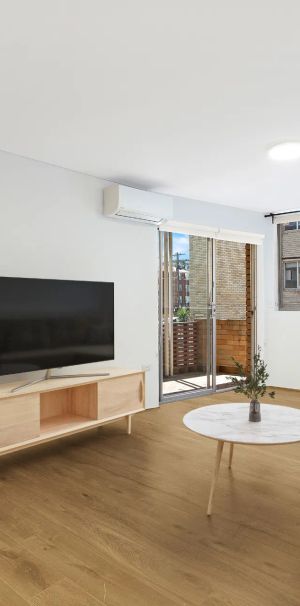 Ideally Positioned Apartment Set Back From The street - Photo 1