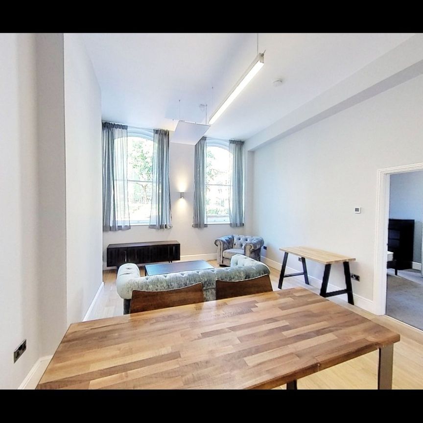 1 Bed Flat, Sutton Place, NG1 - Photo 1